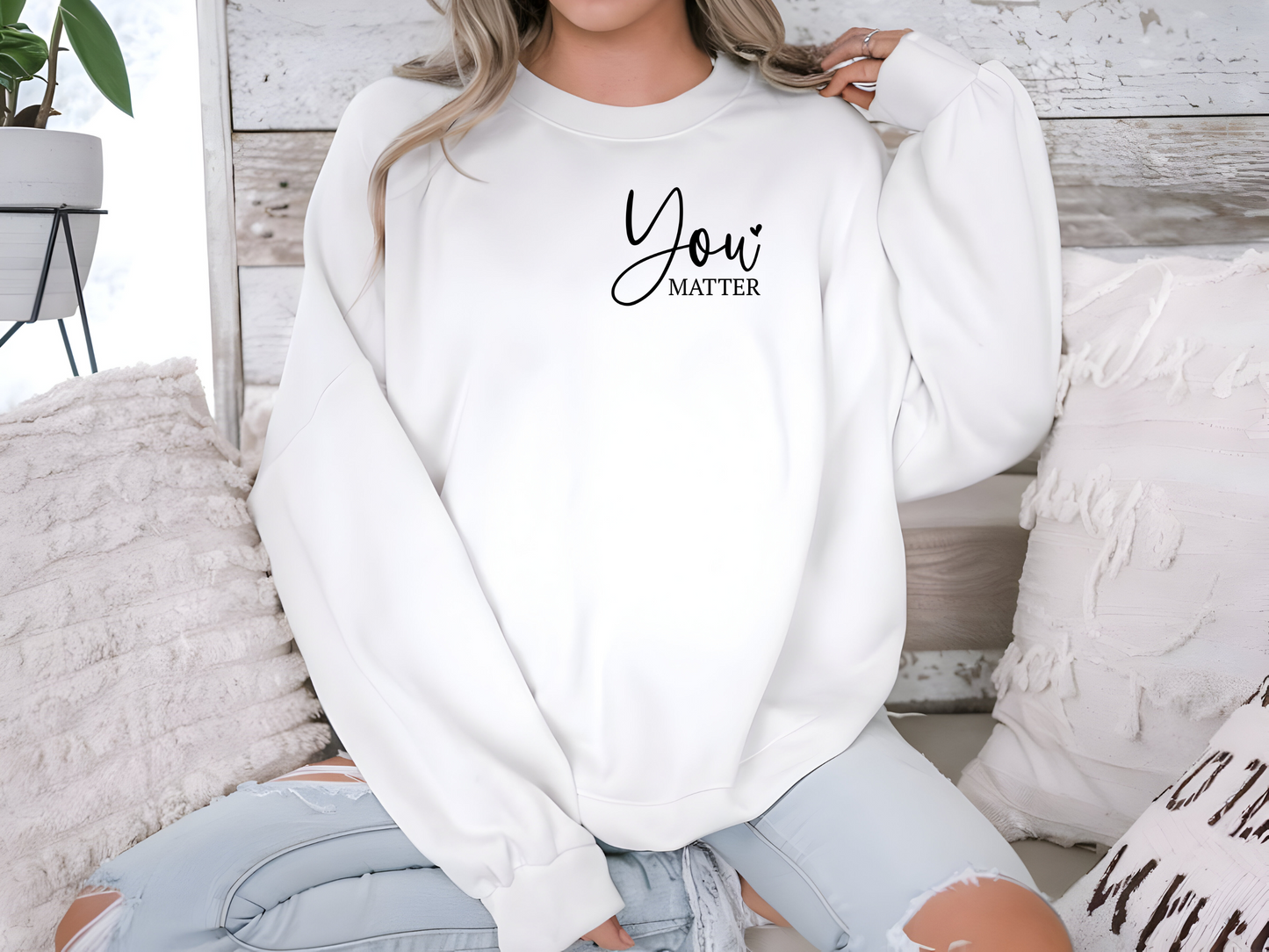 Positiver Pullover mit "You Matter" auf der Brust und inspirierendem Spruch am Rücken. Verbreite gute Vibes und bleib cozy dabei!