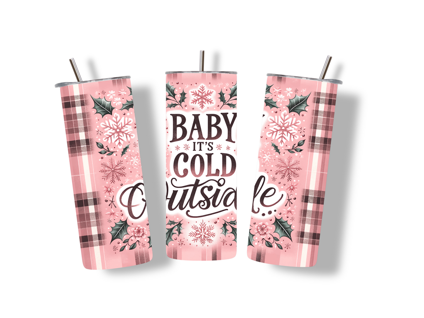 Rosa Edelstahlbecher mit Baby it’s Cold Outside. Perfekt für heiße Getränke an kalten Wintertagen. Stylisch, praktisch und ein tolles Geschenk!