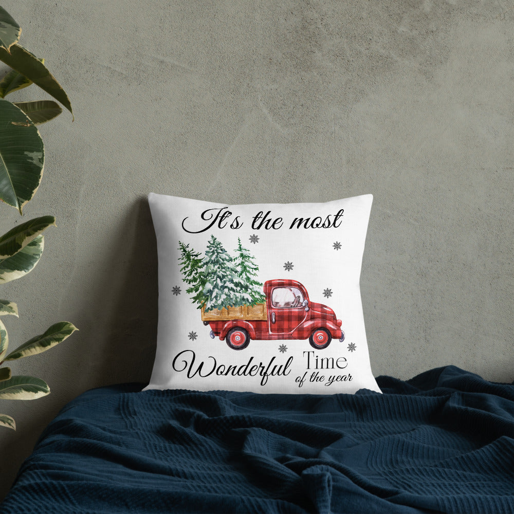 Festliche Weihnachtsfreude – Kissen mit Truck und Tannenbäumen | It's the Most Wonderful Time of the Year